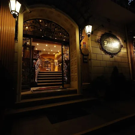Nena Hotel Istanboel